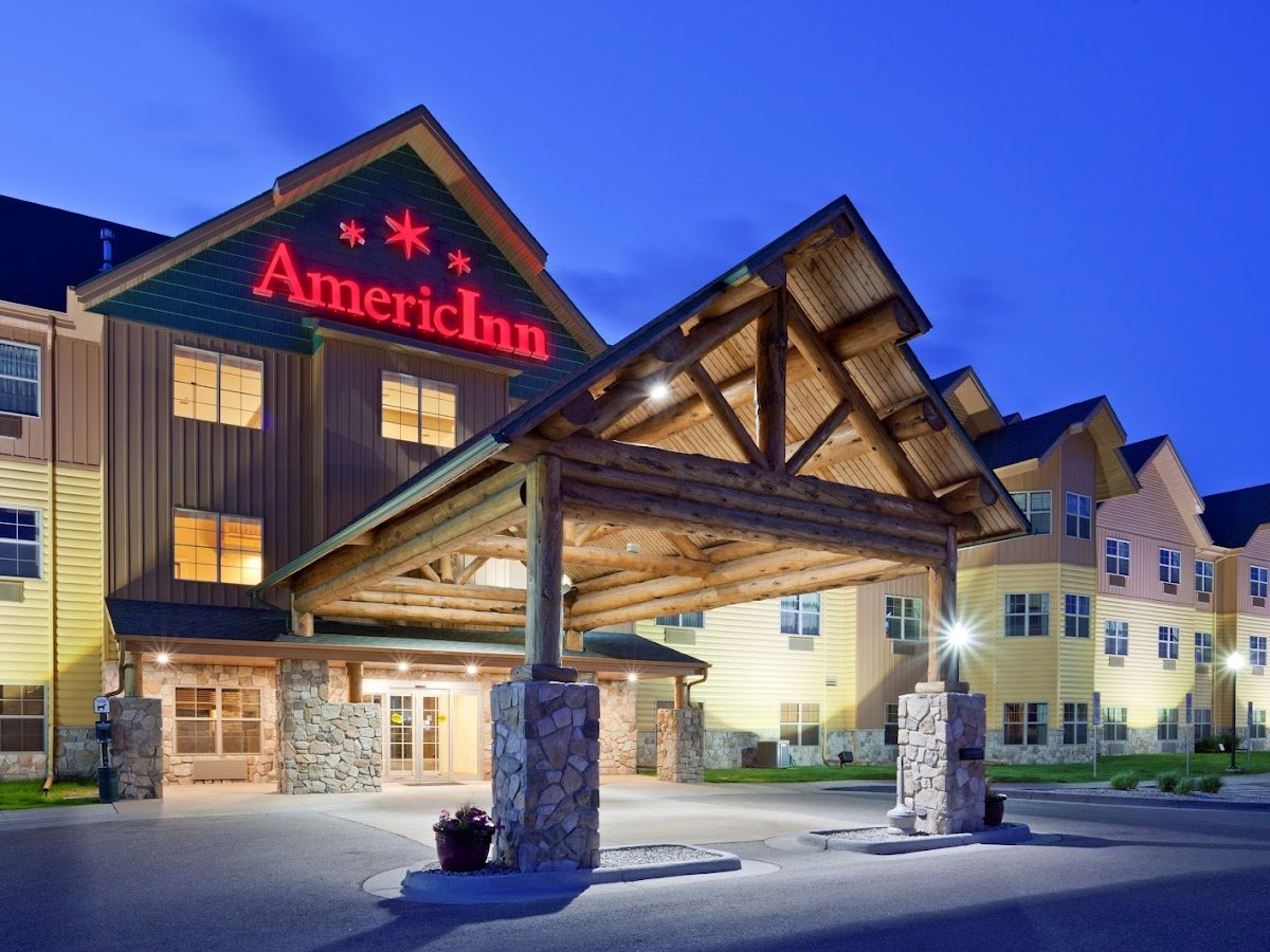 AmericInn by Wyndham Fargo Medical Center