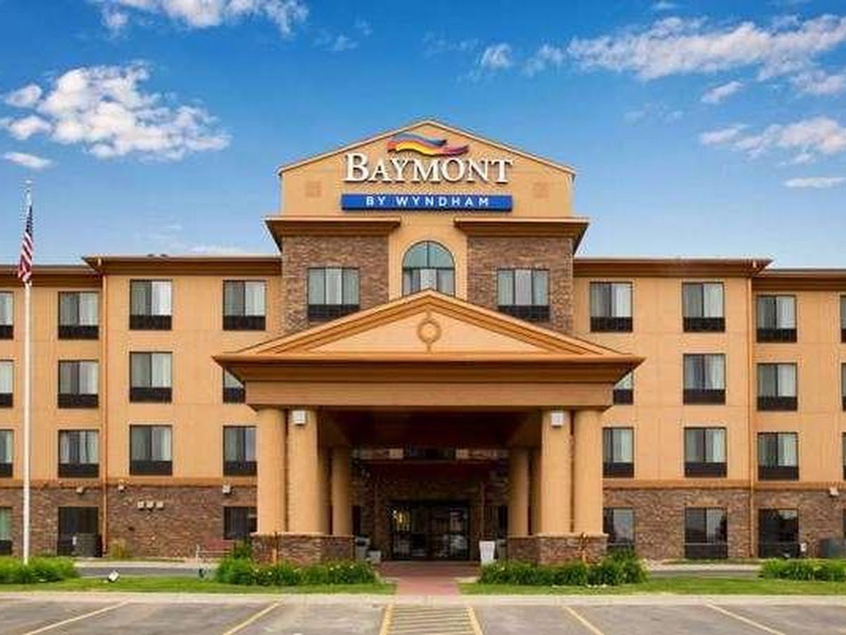 Baymont Inn & Suites by Wyndham Sturgis