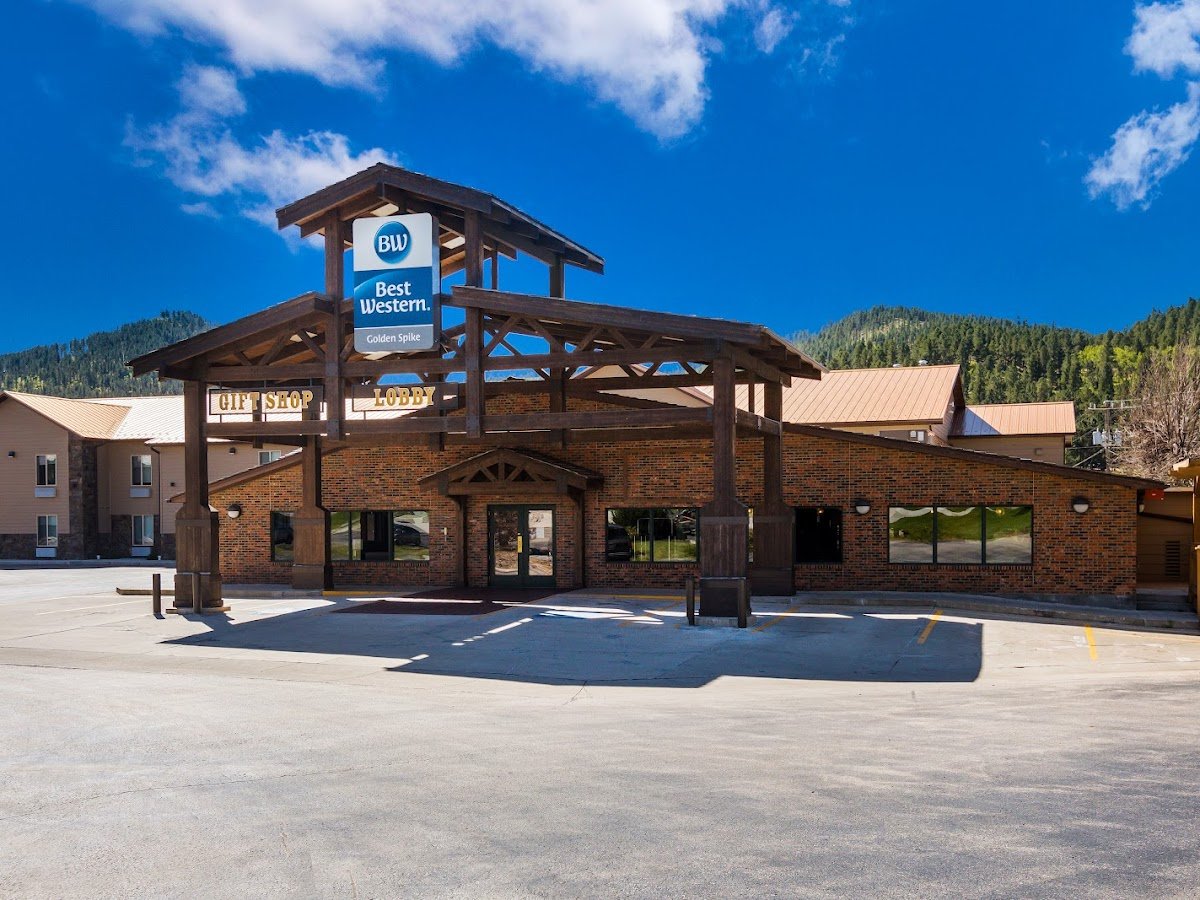 Best Western Golden Spike Inn & Suites