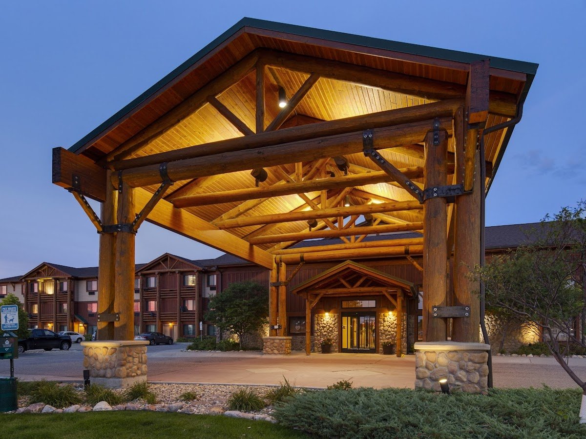 Best Western Plus Kelly Inn & Suites