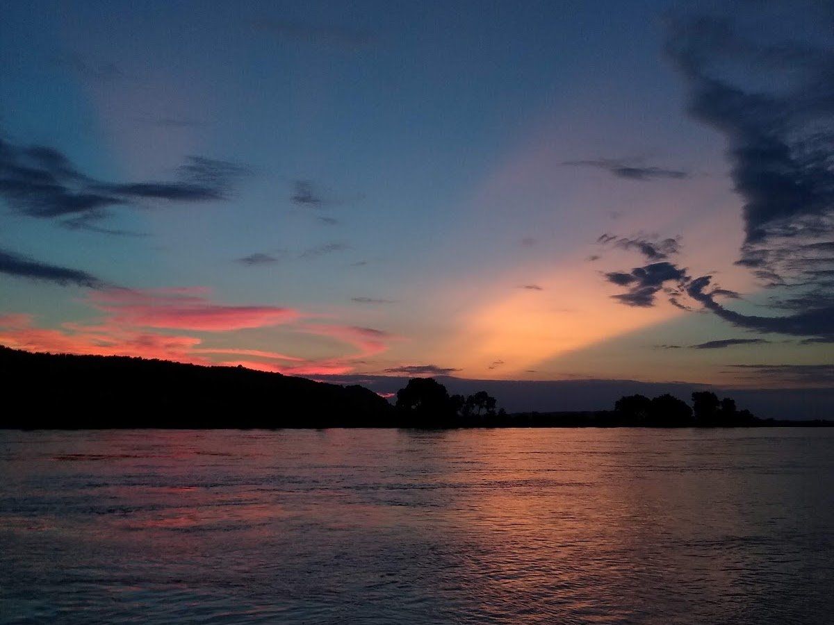 Cottonwood Landing Center