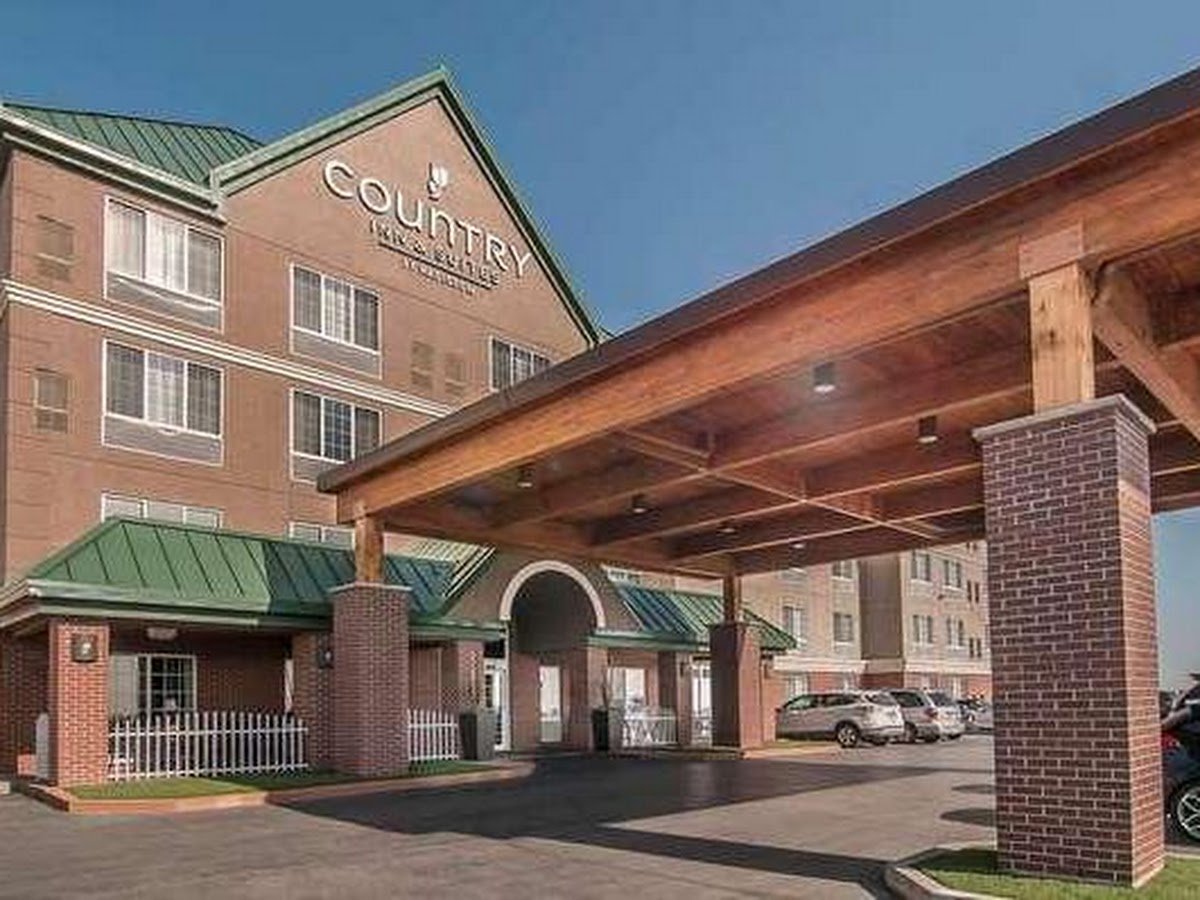Country Inn & Suites by Radisson, Rapid City, SD