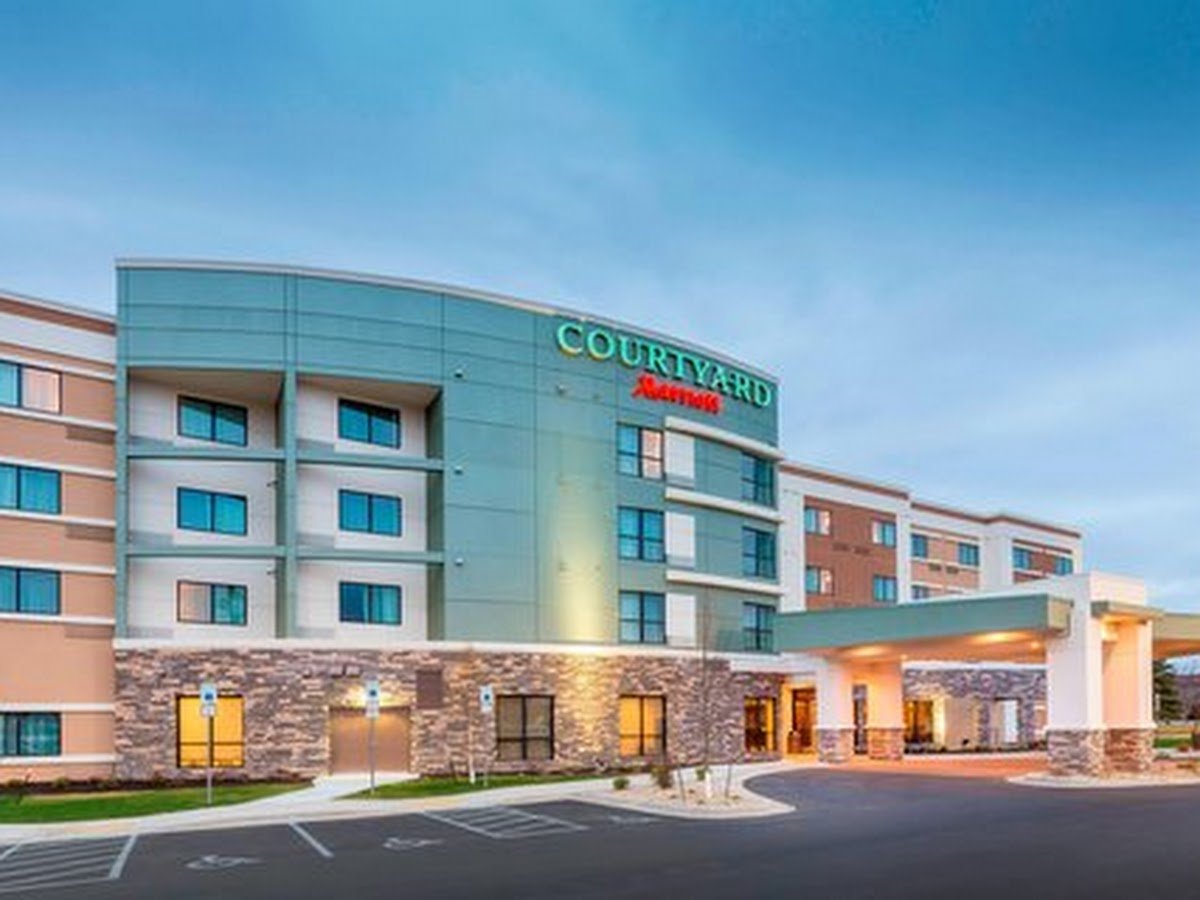 Courtyard by Marriott Bismarck North