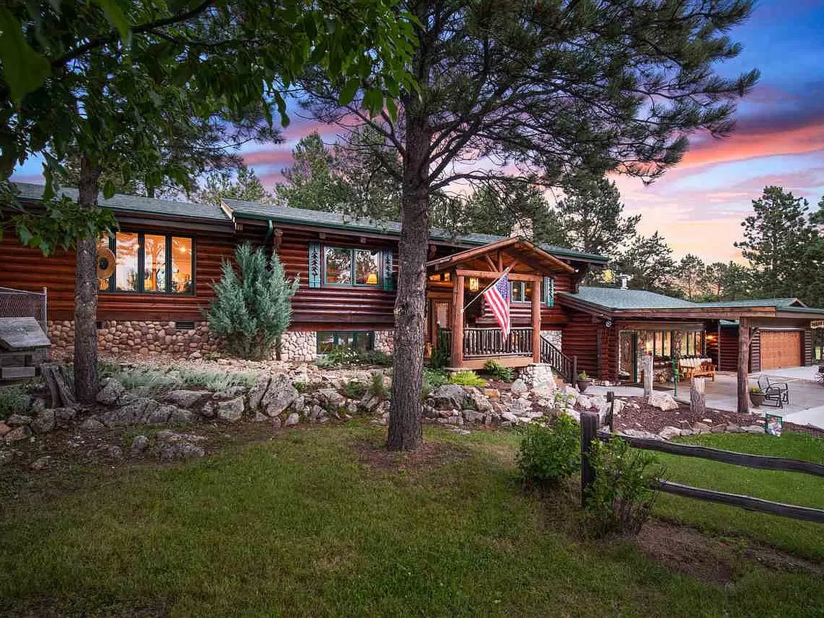 Dakota Dream Bed & Breakfast & Horse Hotel