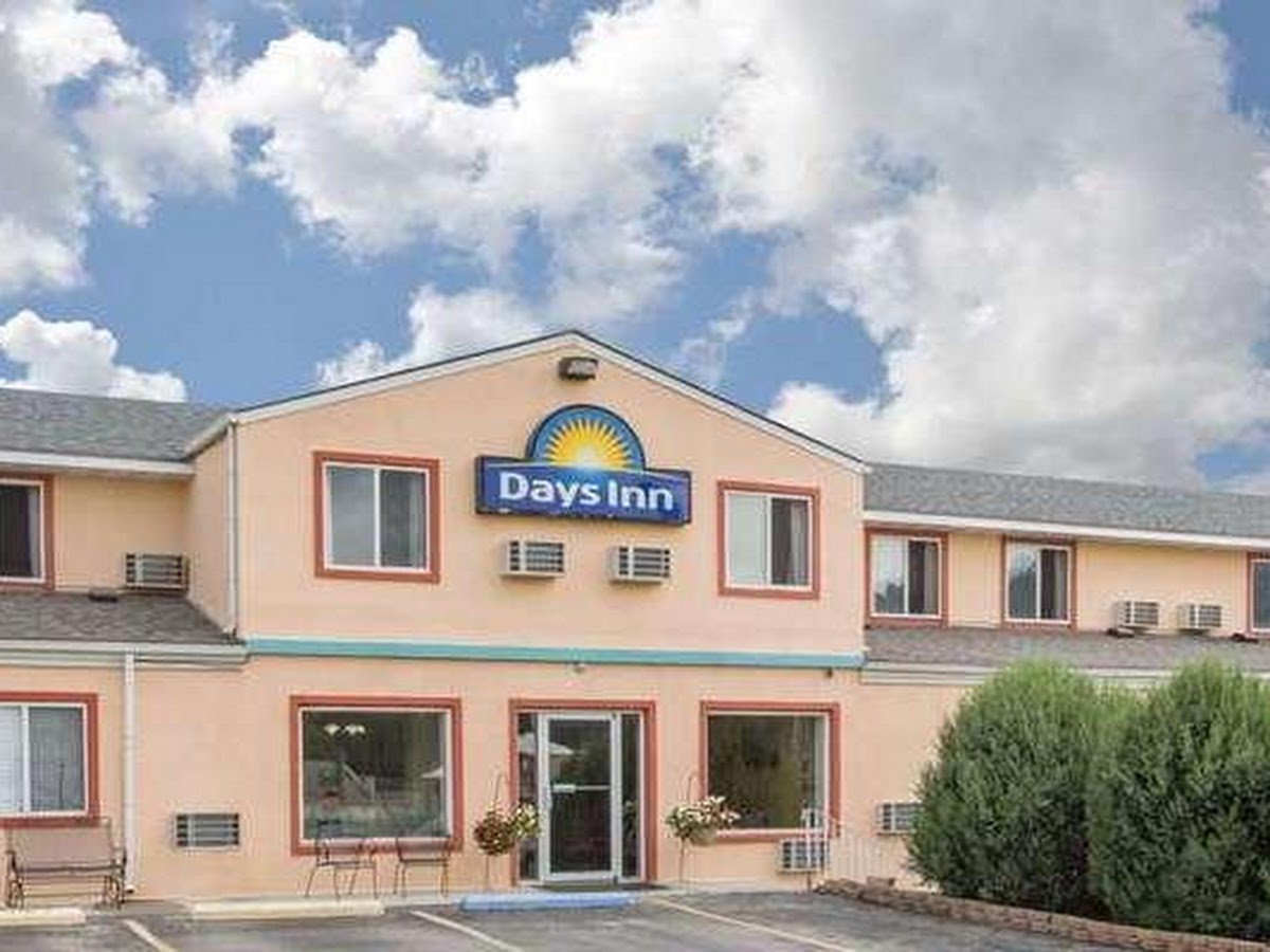 Days Inn by Wyndham Custer