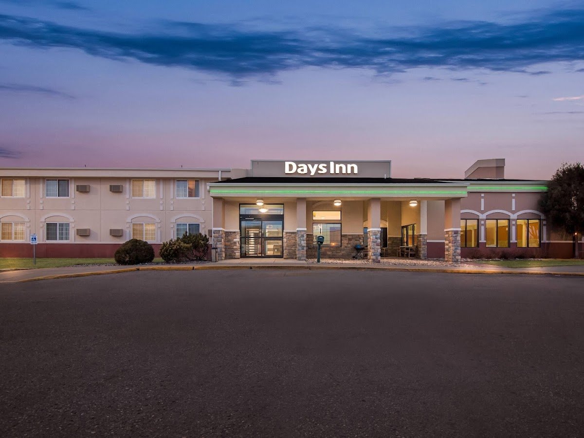 Days Inn by Wyndham Minot