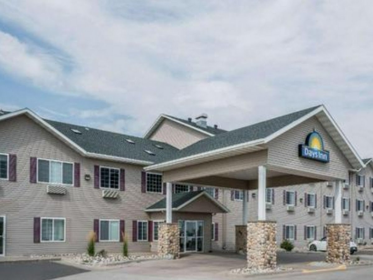 Days Inn Hotel & Governors' Waterpark, RV Park & Fitness Center photo 1