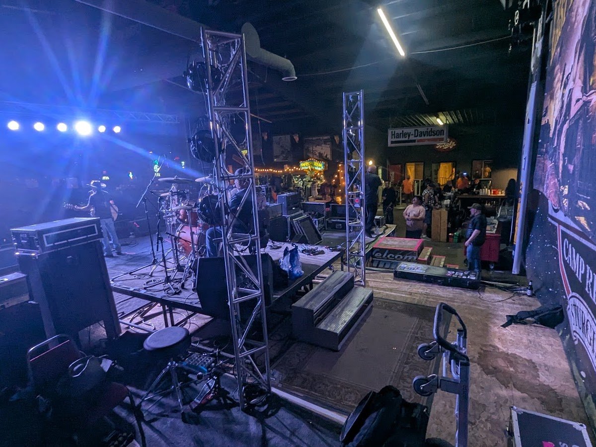 Glencoe's Open Road Tavern