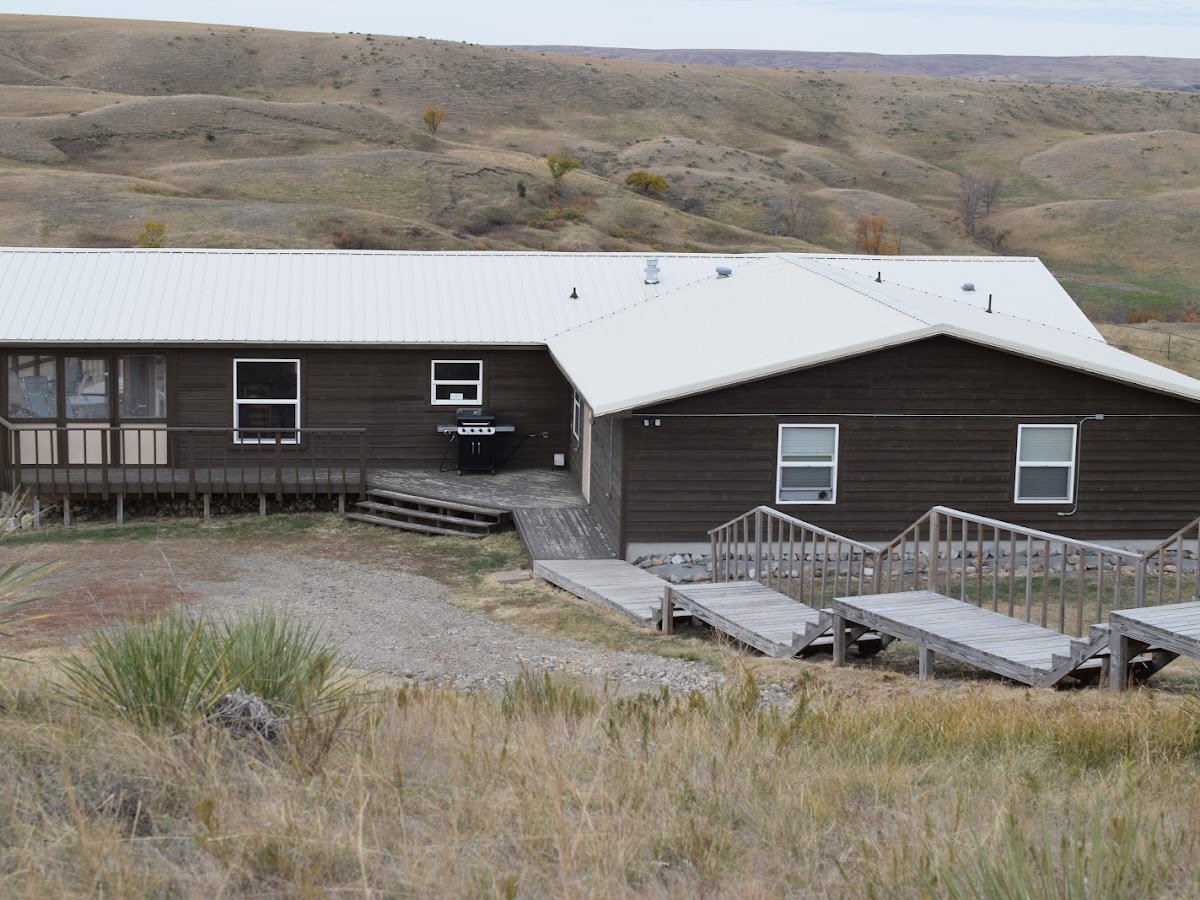 Hillbilly Relaxation Ranch Rental Lodge