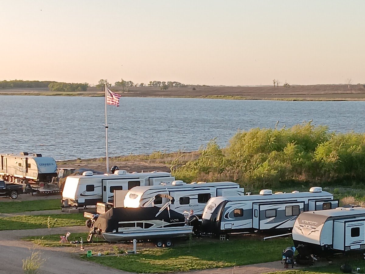 Lake Henry Campground