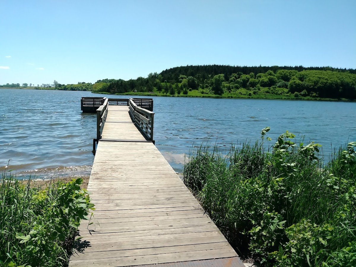 Lake Lakota photo 1