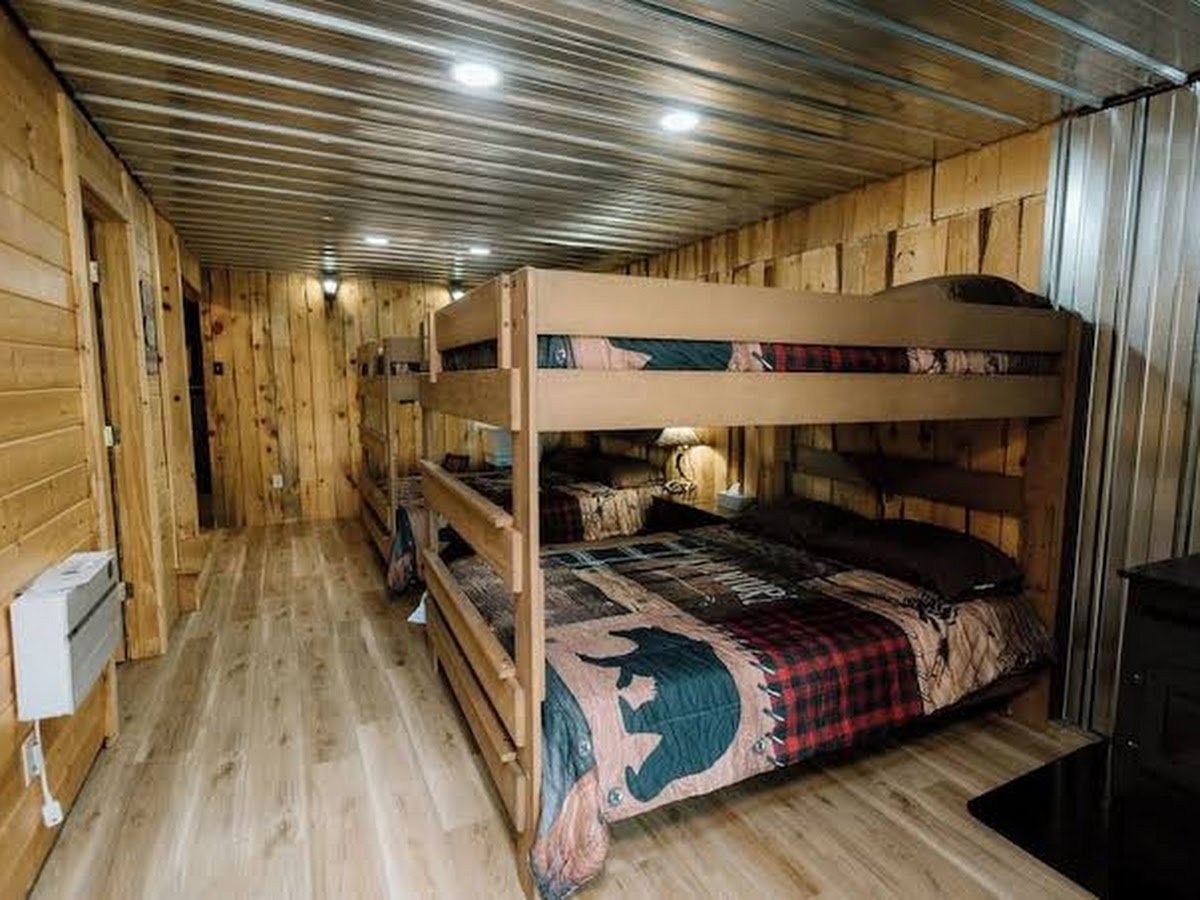 Little Beaver Cabin -Rustic Riverfront Retreat near Linton, 1 hour from Bismarck