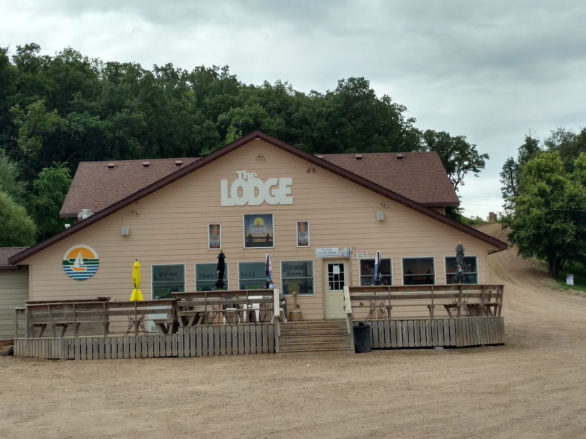 Pickerel Lake Lodge