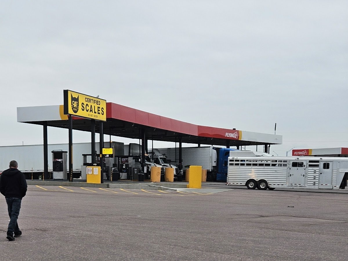 Pilot Flying J Truck Care Service Center