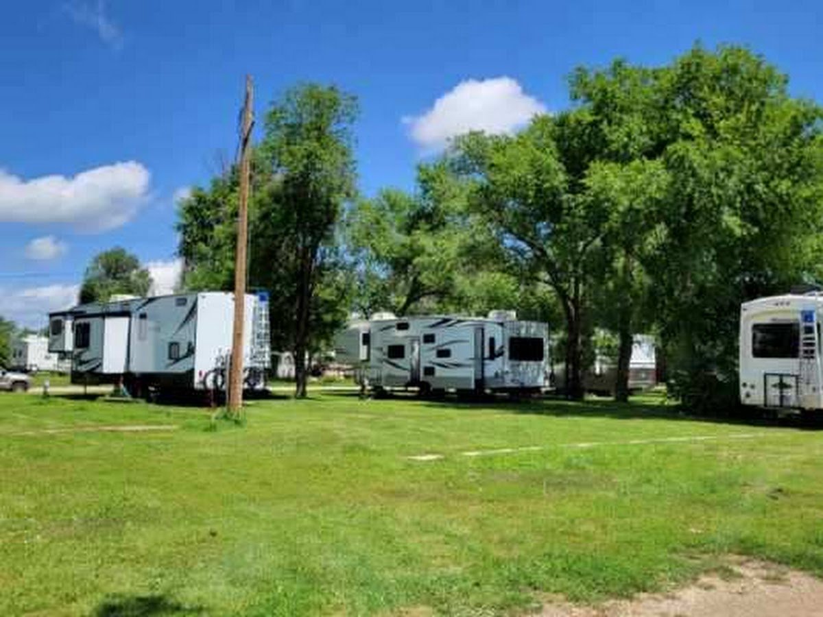 Shade Tree RV Park