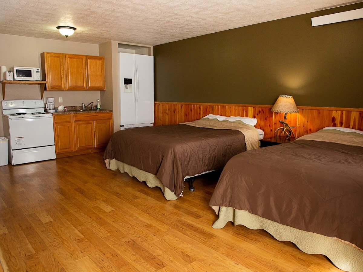 Slim Buttes Lodge & Campground